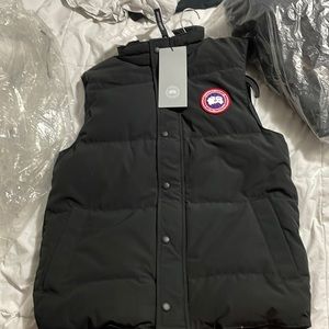Brand new canada goose Garson Vest